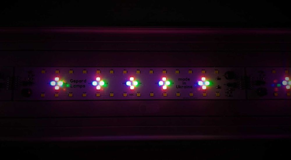Світильник led на ніжках для акваріумів від 96 до 105 см з 2 режимами