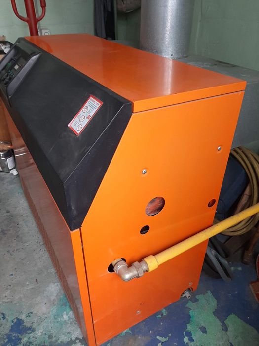Продам газовий котел
