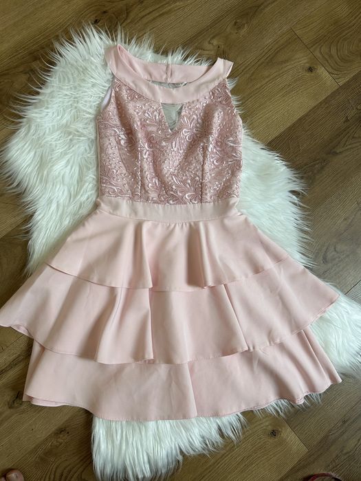 Rozowa sukienka z falbankami XS/34 wesele DuetA&M