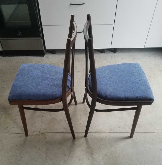 пара стільців з доставкою