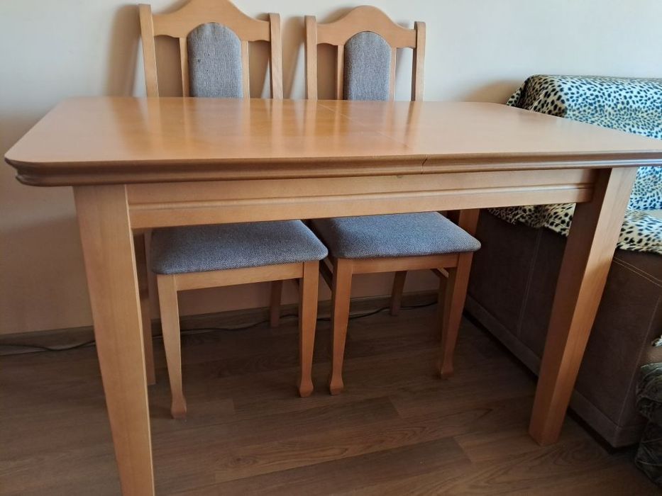 SPRZEDAM Stół i krzesła