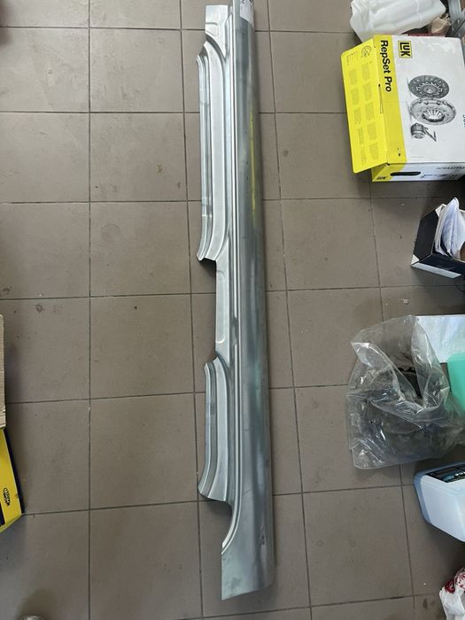 Поріг до кузова фольксваген гольф 6