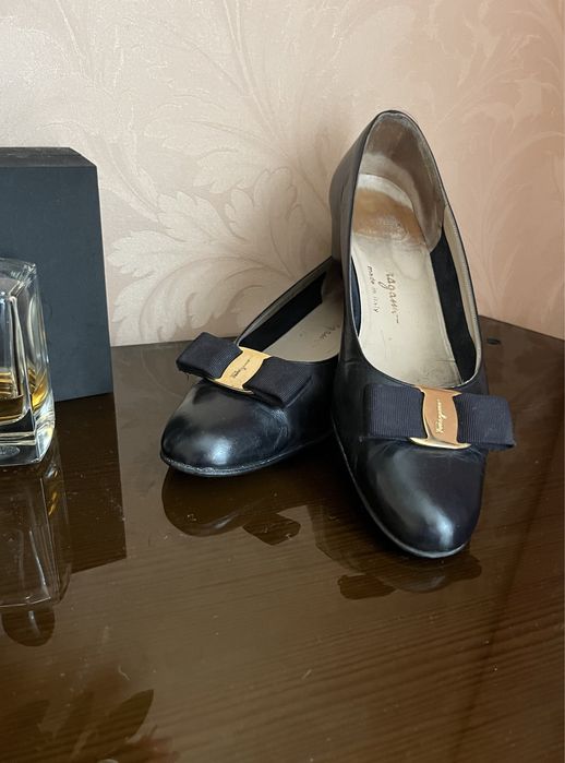 Брендові туфлі, salvatore ferragamo, Італія