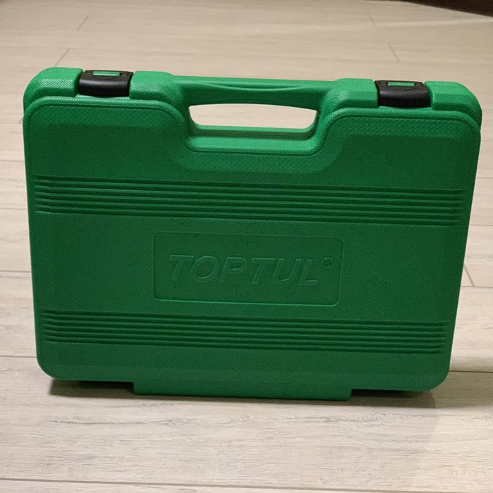 Набор профессионального инструмента марки TOPTUL GCAI8201