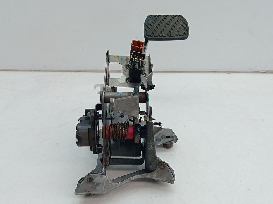 Pedal do travão NISSAN Leaf EV (ZE1)