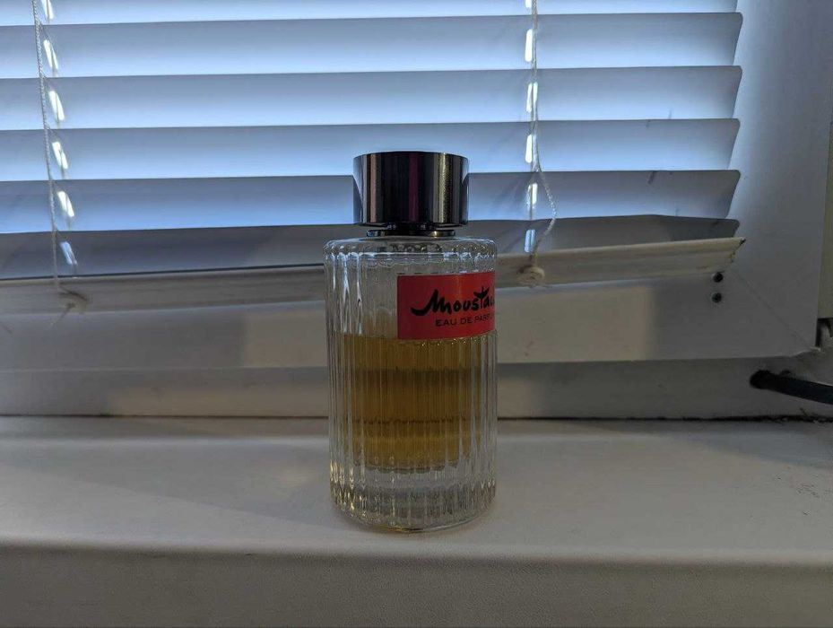 Collistar, Moustache