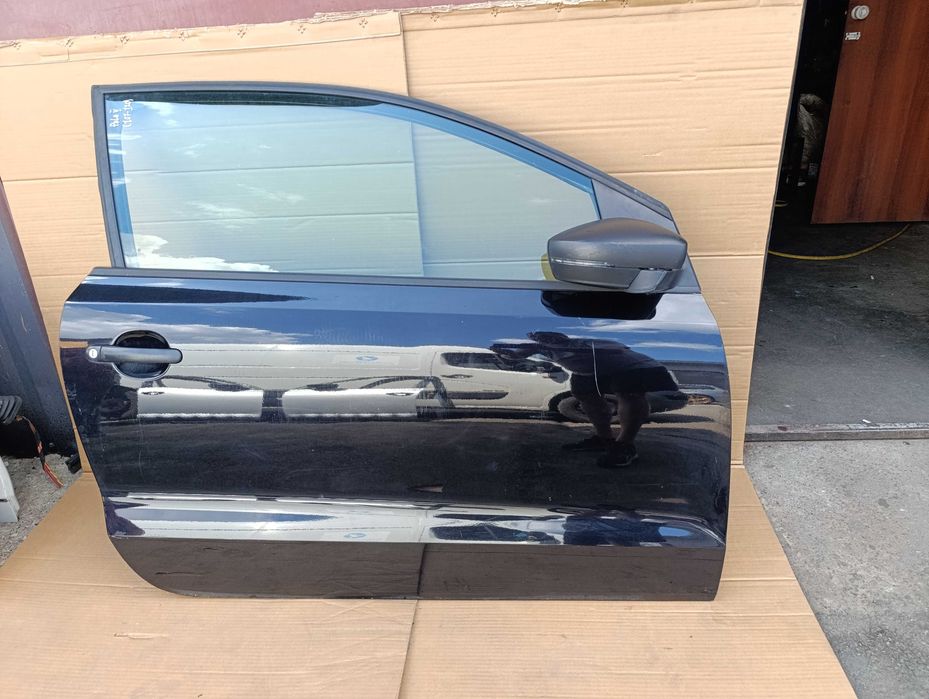 Двери  VW Polo 5 хетчбэк 3-5дверный