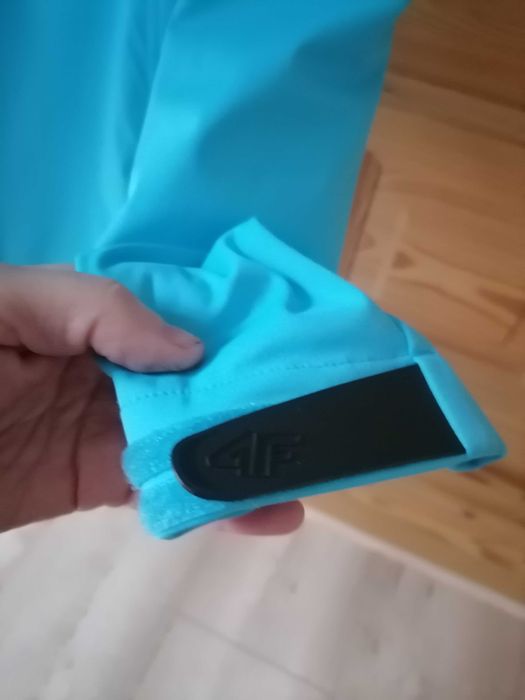 Bluza f4 damska prawie nowa