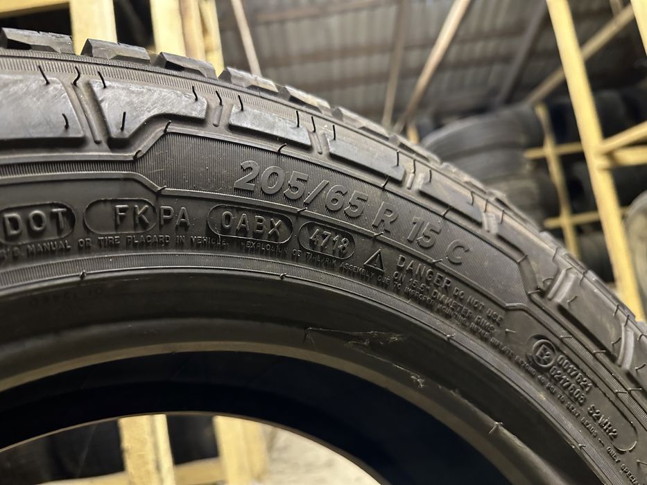 Шина одиночна 205/65r15С Michelin Agilis Crossclimate ! 1шт