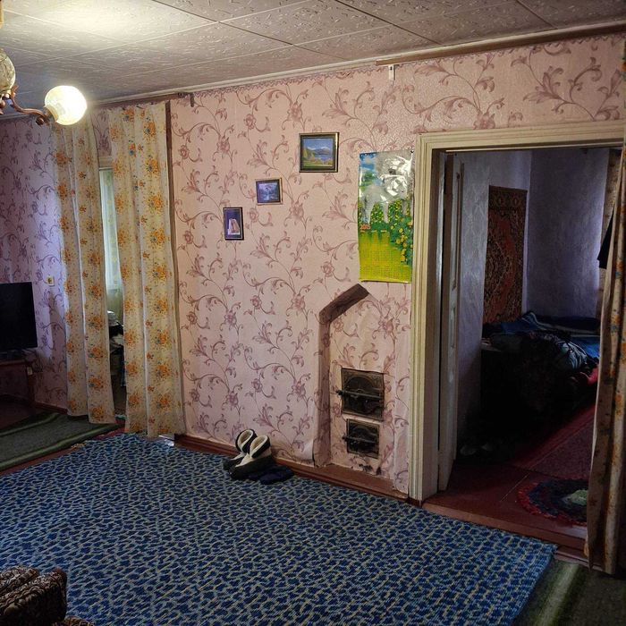 Розкіш Тиші: На Продаж Виставлено Заміський Будинок