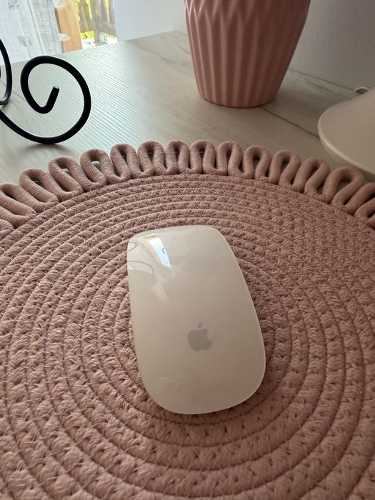 Macbook Air.