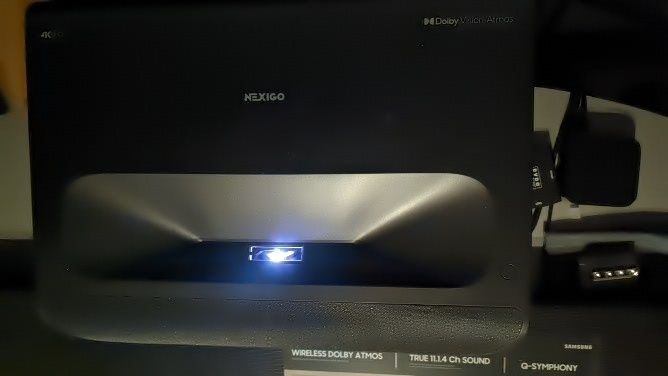 Projetor  4K UST   Nexigo Aurora Pro MK2    Dolby Vision em estado novo com garantia