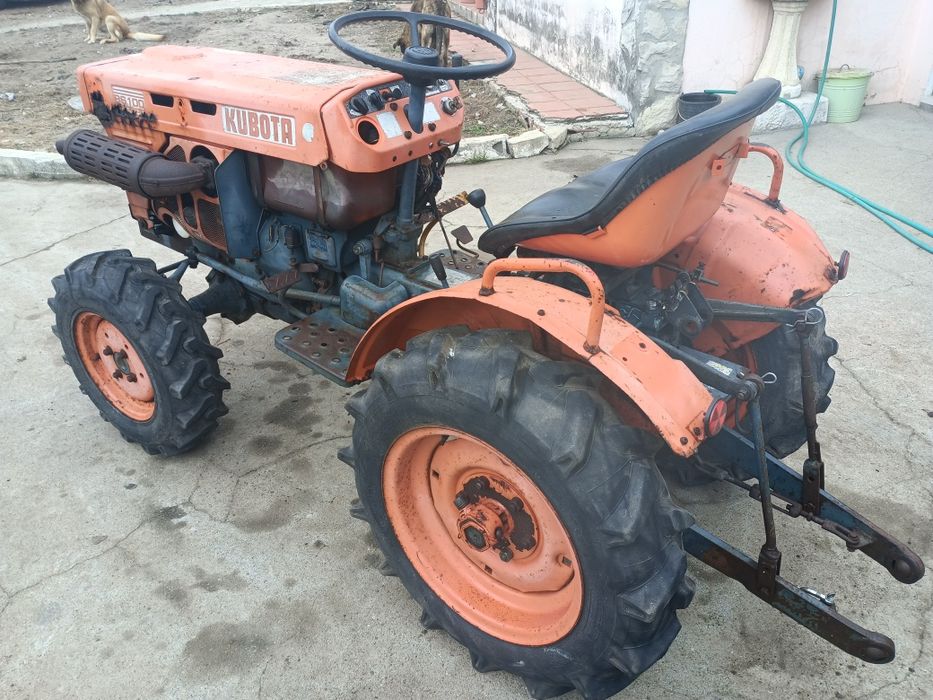 Kubota 4x4 motor de 3 cilindros