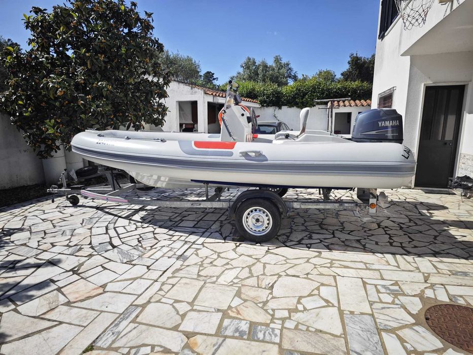 Semi-Rígido Searibs 500 Lux (Hypalon) + Yamaha 60hp 4T - Apenas 30 Horas! Estado Imaculado