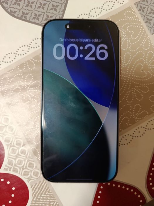 iPhone 17 impecável