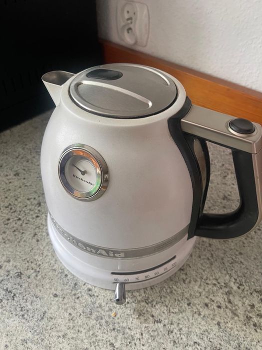 Czajnil kitchenAid