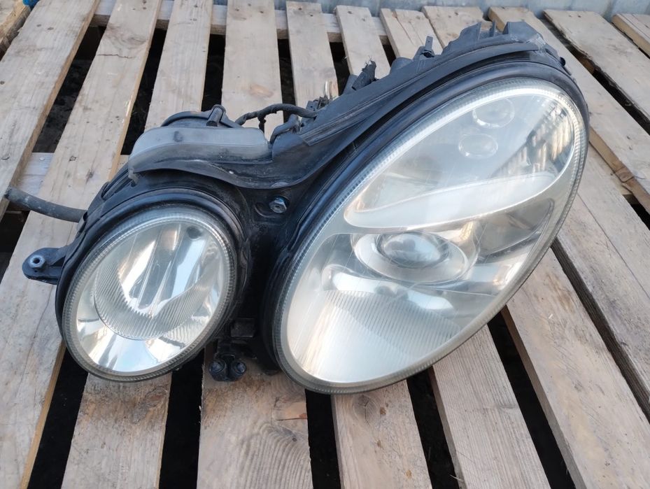 Lampa Xenon Mercedes w211 kompletna