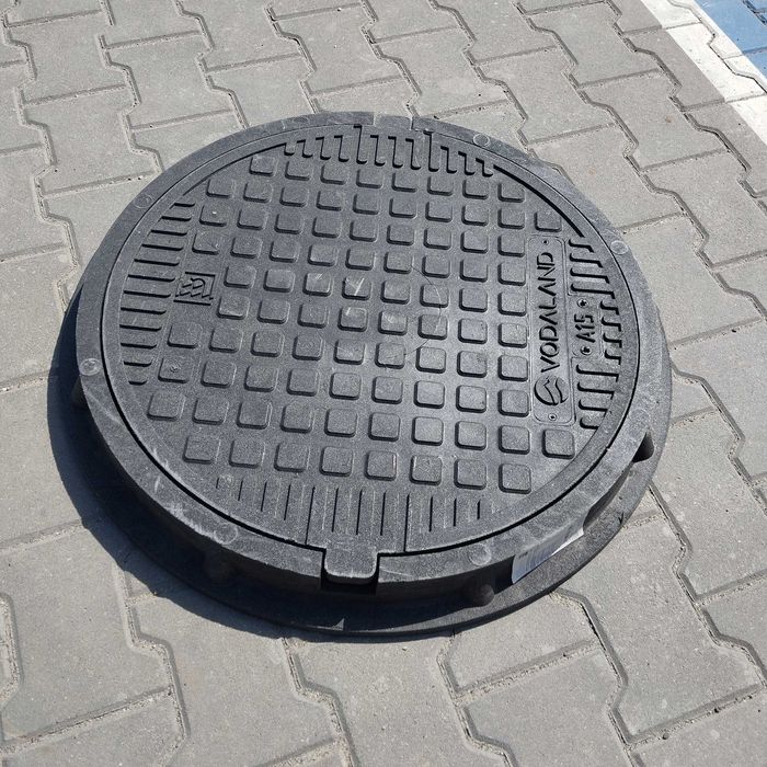 Kręgi Betonowe rury rura betonowa pokrywa właz szambo studnia