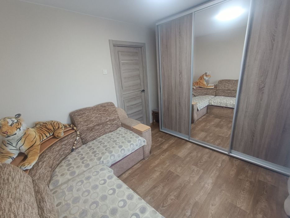 Продам 3к квартиру Мініна Шнеерсона Поля низ