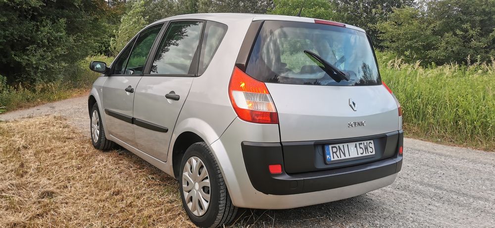 Renault Scenic II 1,5 dci sprawny w dobrym stanie.