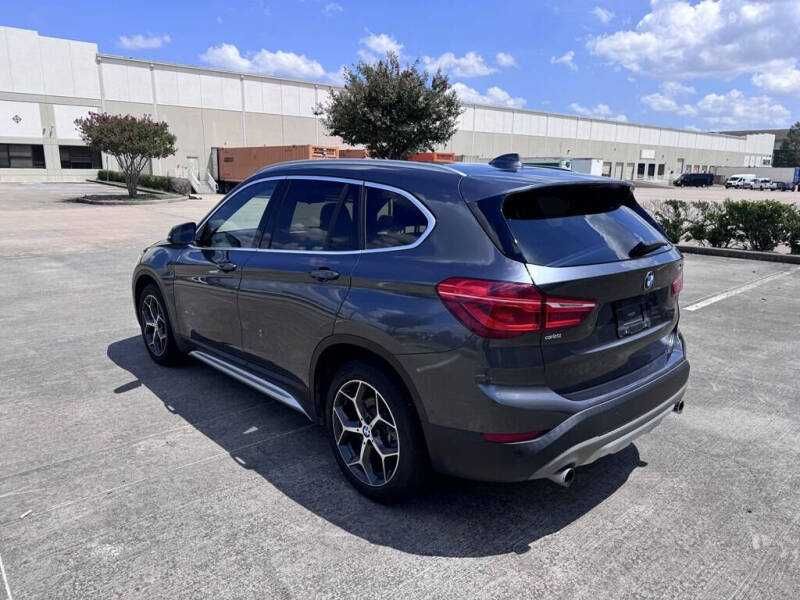 2017 BMW X1  2.0