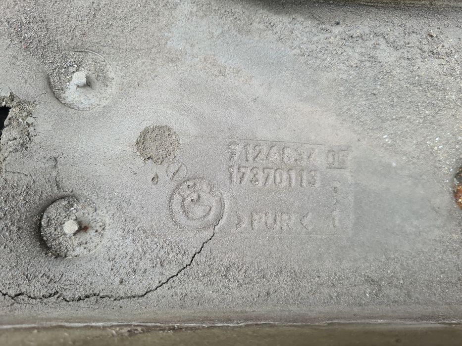 Osłona podwozia kompresora nivo BMW E61 kombi 6770827