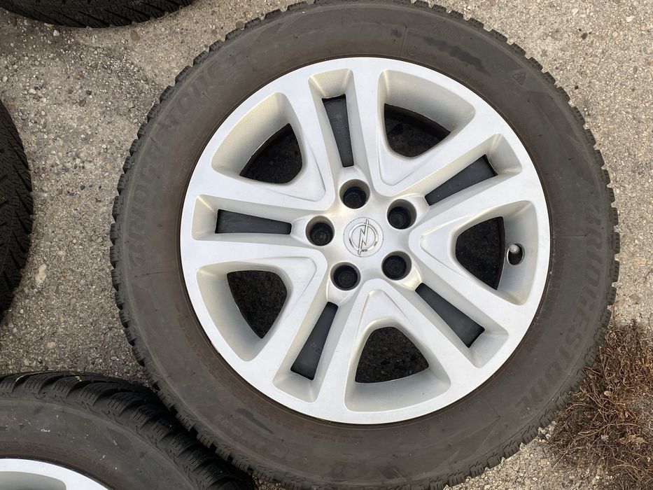 Koła felgi strukturalne 5x105 Opel Astra J K meriva Opony 205/55 r16