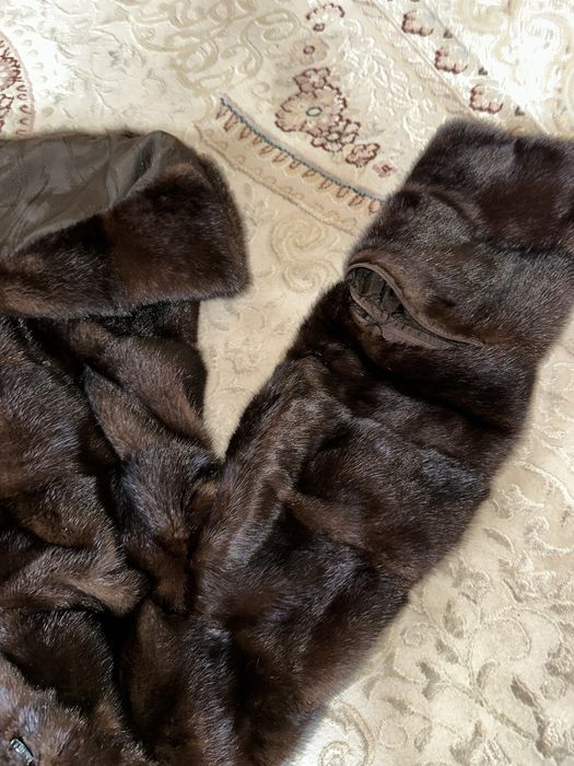 Продам Шубу, натуральная норка