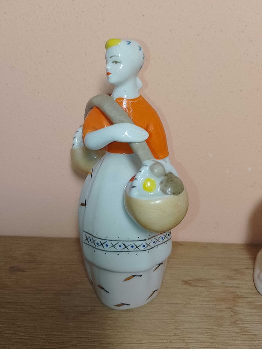 Фарфор статуэтка