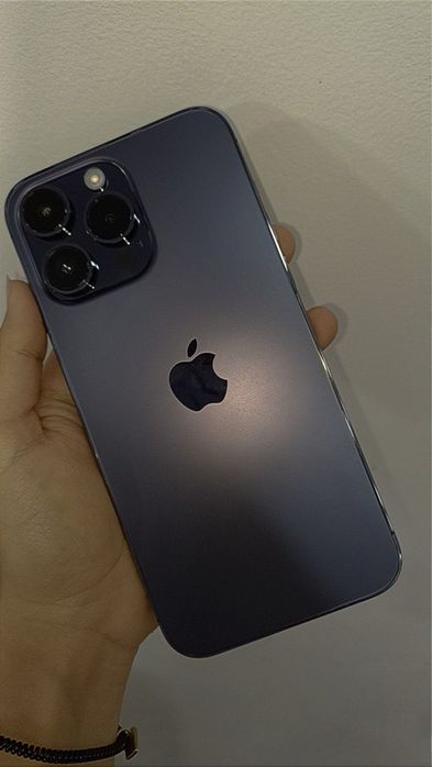 Продам айфон 14 про