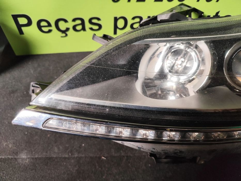 LANCIA DELTA FAROL XENON LED ESQUERDO - FF656