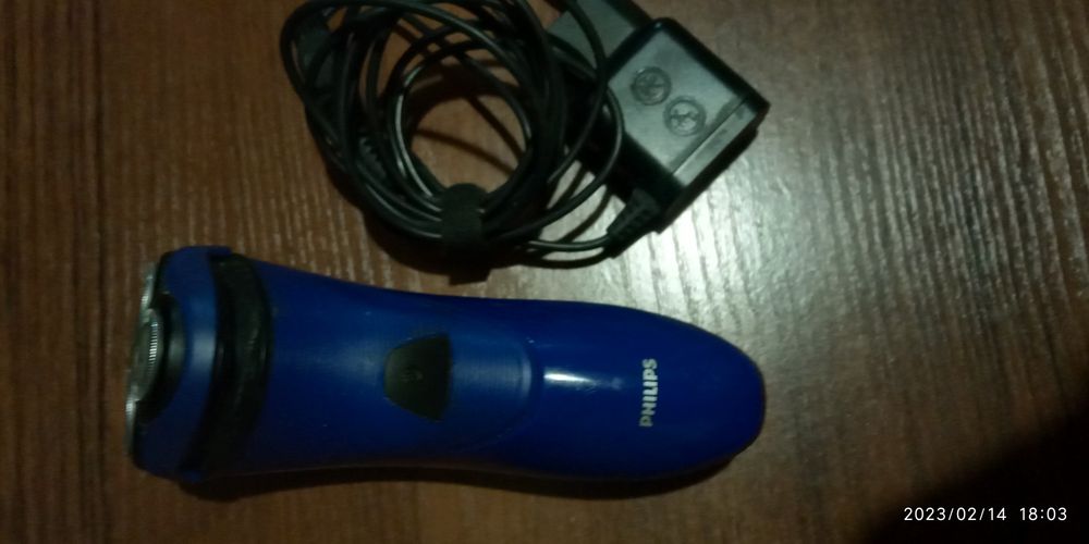 Электробритвы  Philips
