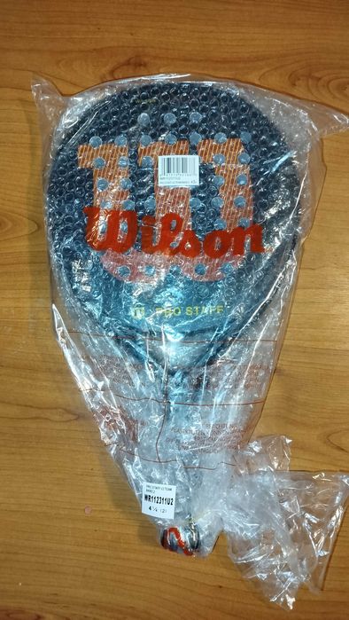 Raquete de Padel Wilson Pro Staff V2 Team + oferta de bolas