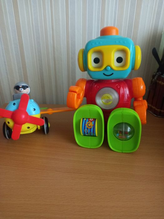 Самалет TOMY,  робот