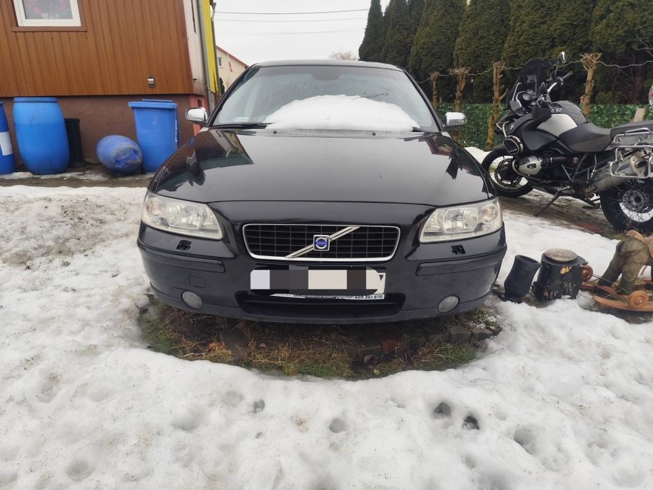 Volvo S60 2.4 benzyna 140KM Manual • Jeździ • Przegląd