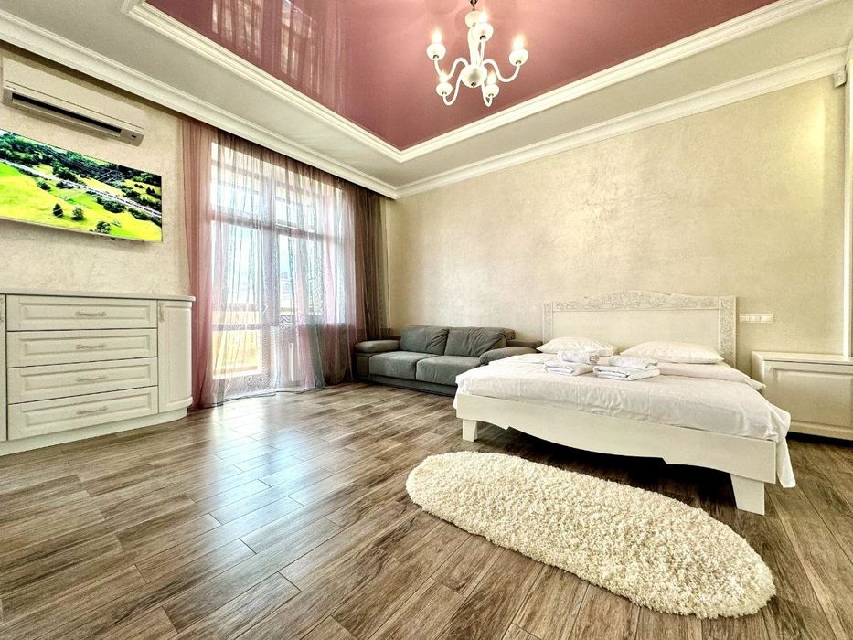 ApartPoltava Розкішна студія біля сонячного парку, ПОДОБОВО\ПОГОДИННО