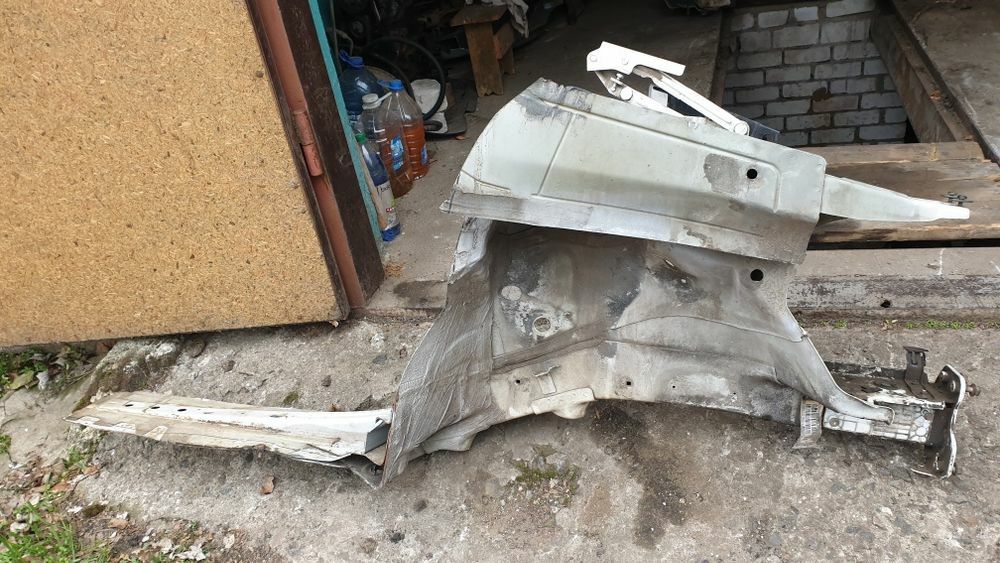 Кузовные детали/части кузова  VW Caddy 2004-2010 г.в.