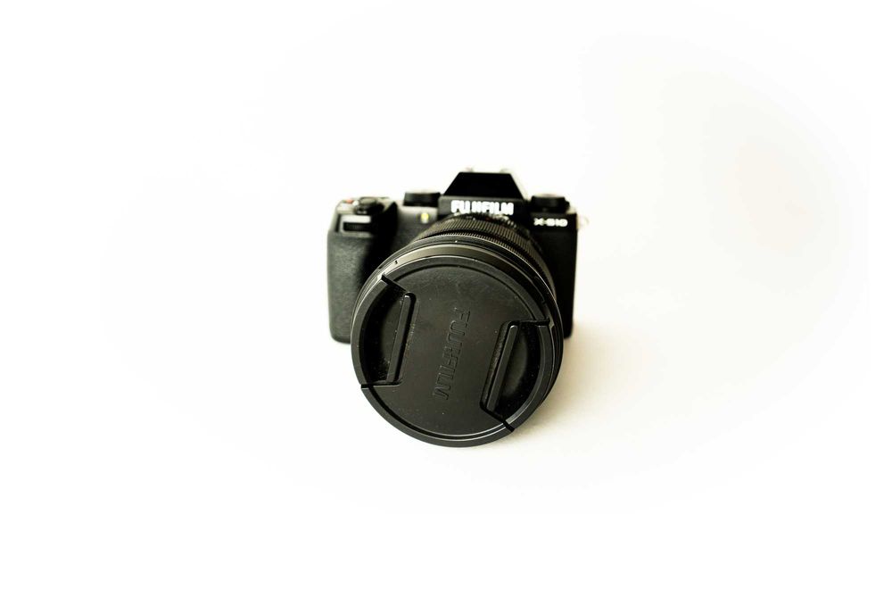 FujiFilm X-S10 + 16-80mm czarny