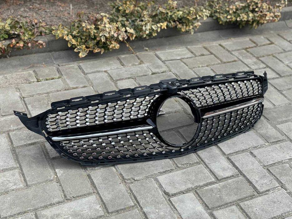 Решітка радіатора Mercedes W205 Diamond Black дорест 2014-2019 р.