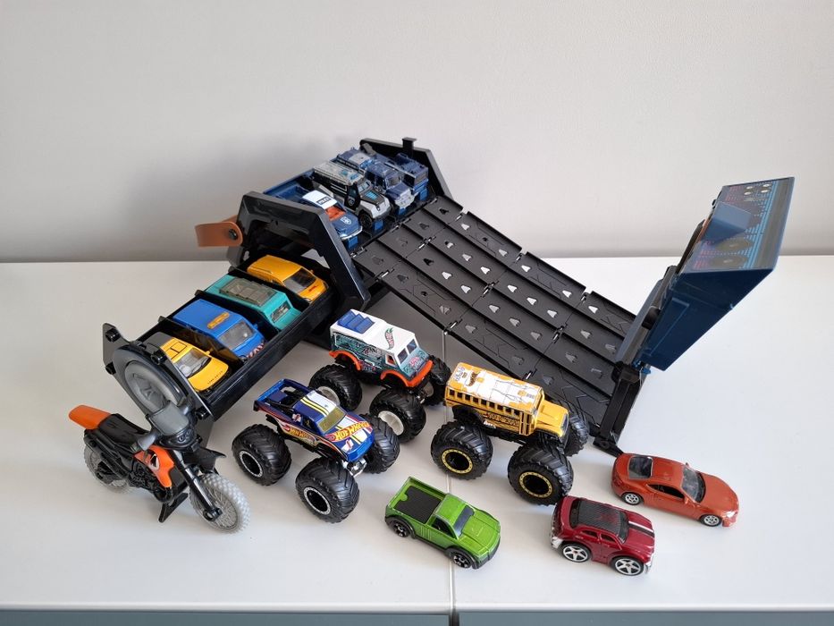 Głośnik przenośny hotweels tor wyścigowy samochodziki monster truck