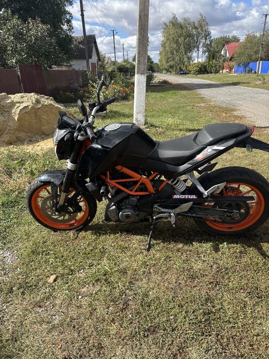 Ktm duke 390 2016