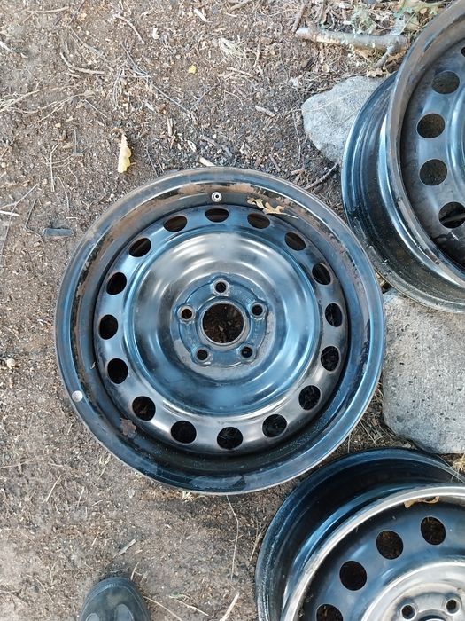 Felgi stalowe 15 5x100 Toyota