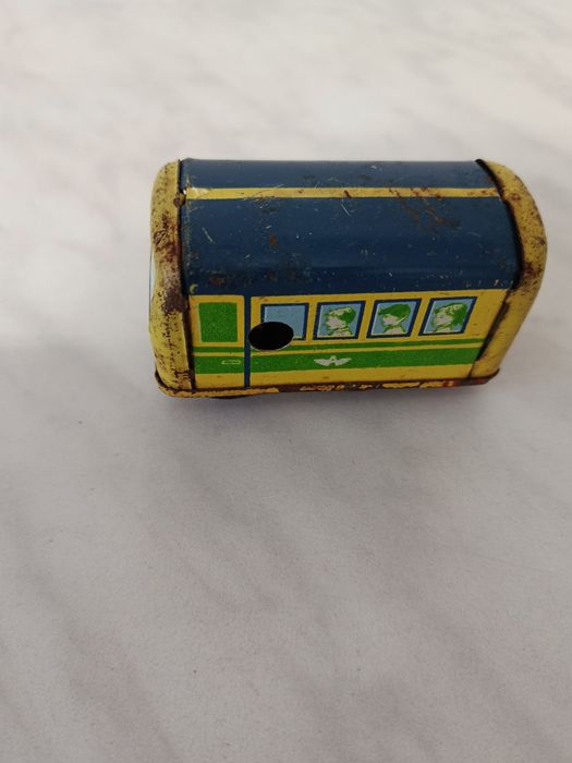 Игрушка заводной автобус