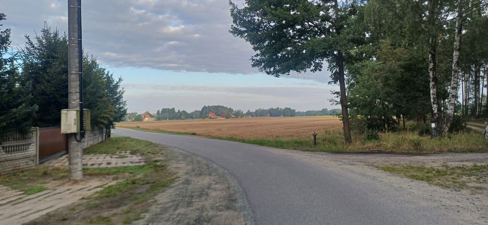 Sprzedam działkę pod zabudowe z WZ.
