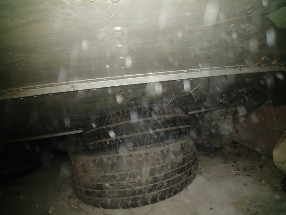 Моторний човен прогрес 4