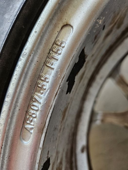 Jantes RH Originais R17 5x100 c/pneus