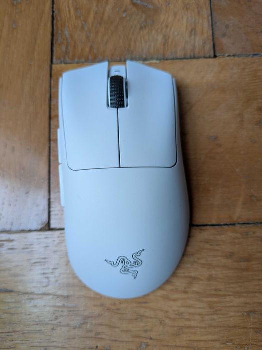 Rato Razer Deathadder V3 Pro Branco
