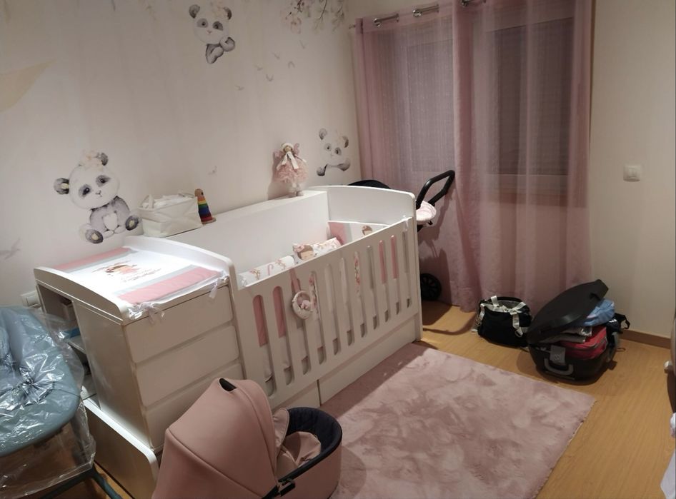 Quarto menina - Mobiliário Convertível bebé e criança - Trama Bebecar