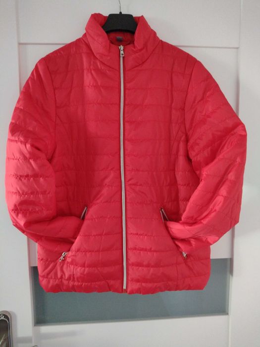 Kurtka damska czerwona przejściowa