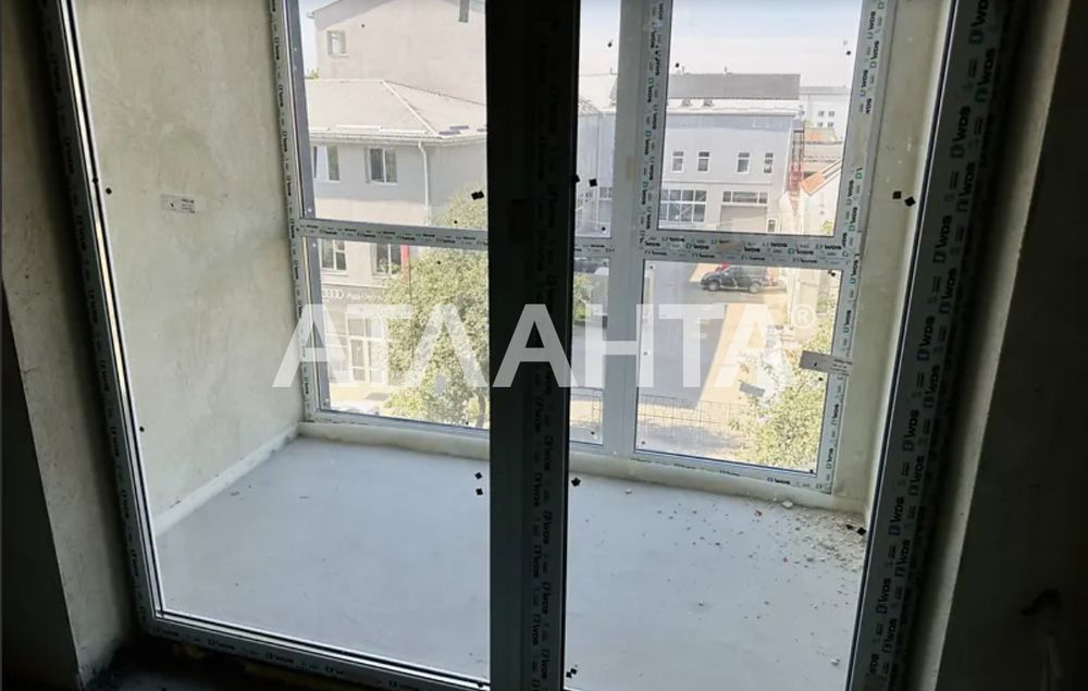 Продаж одно кімнатної квартири по переуступці!